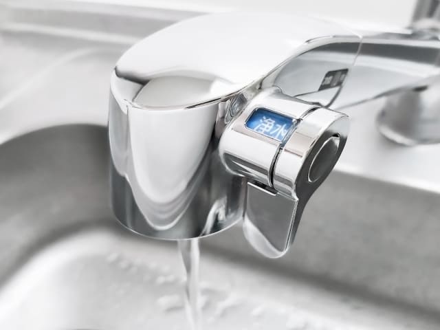 電解水素水生成器とは？浄水器と何が違う？